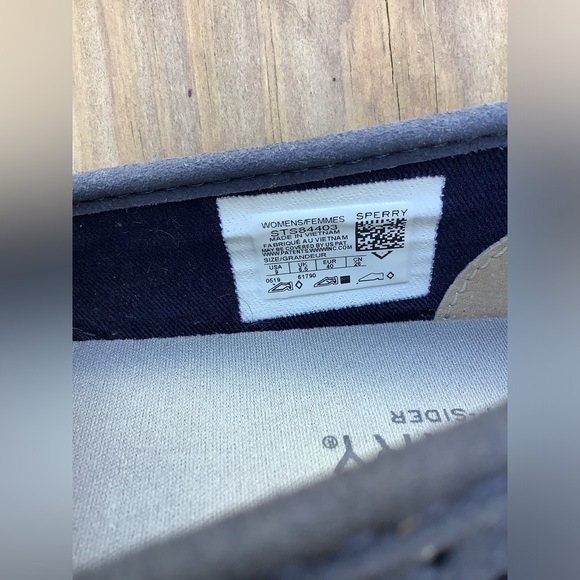 Women’s SPERRY loafers 💙💙 - Picture 4 of 9